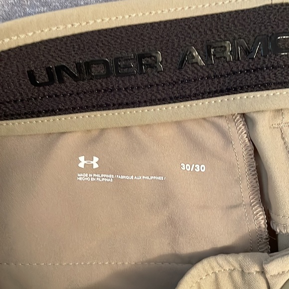 Under Armour Golf Pants Tapered Barley/Halo Gray-233 Size 30/30 - Picture 3 of 3